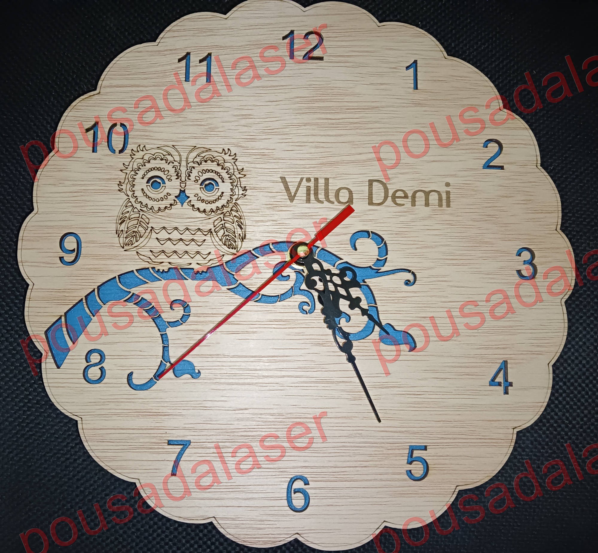 reloj pared de madera